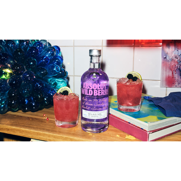 VIOLETA LILA ロシアンセーブル ファーベスト　未使用品　3L Absolut Wild Berri Berry Flavored Vodka | Hy-Vee Aisles Online